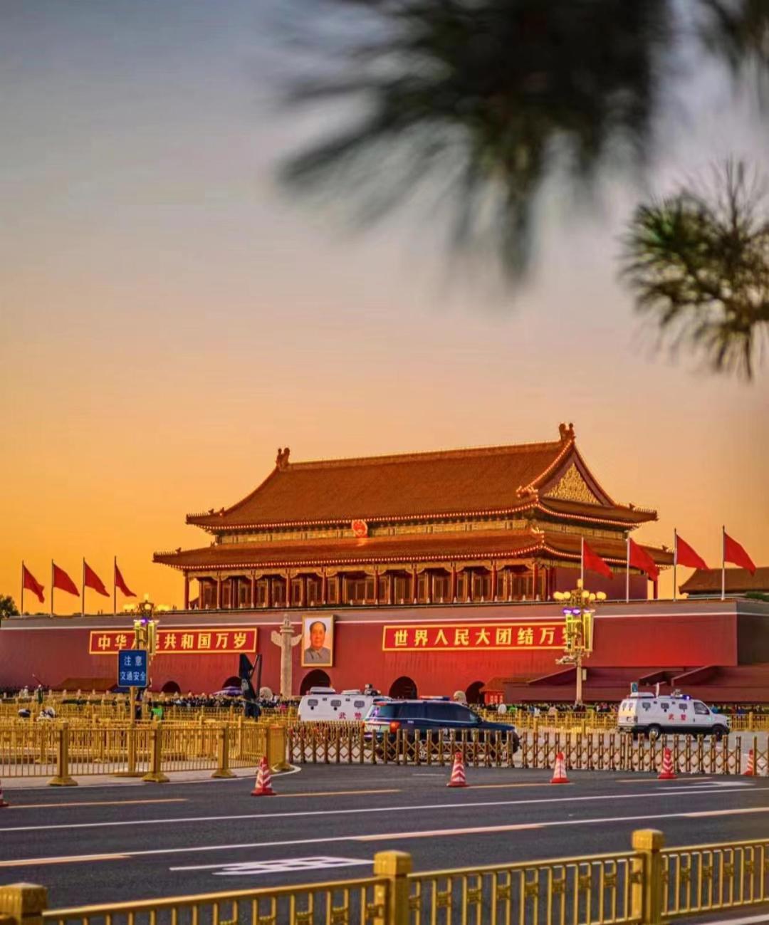 Beijing Tangfu Nanluoguxiang Wang Fu Jing Forbidden City Snack Street Hotel,1 Stop Walking To Airport Express,3 Stop To Tiananmen&Free Laundry Dry Service &Professional Free Tour Ticket Service With English Speaking Staff Zewnętrze zdjęcie