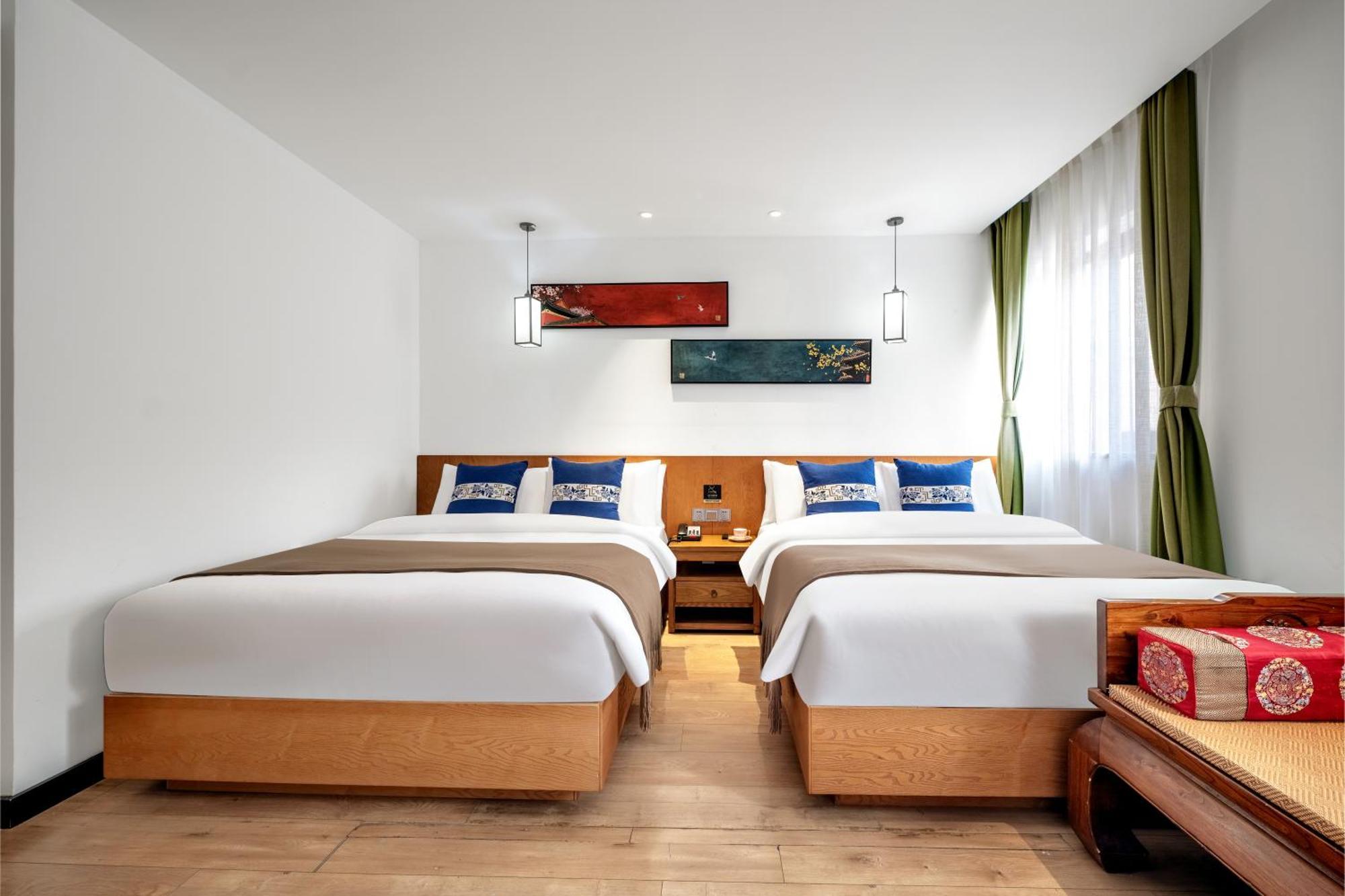 Beijing Tangfu Nanluoguxiang Wang Fu Jing Forbidden City Snack Street Hotel,1 Stop Walking To Airport Express,3 Stop To Tiananmen&Free Laundry Dry Service &Professional Free Tour Ticket Service With English Speaking Staff Zewnętrze zdjęcie