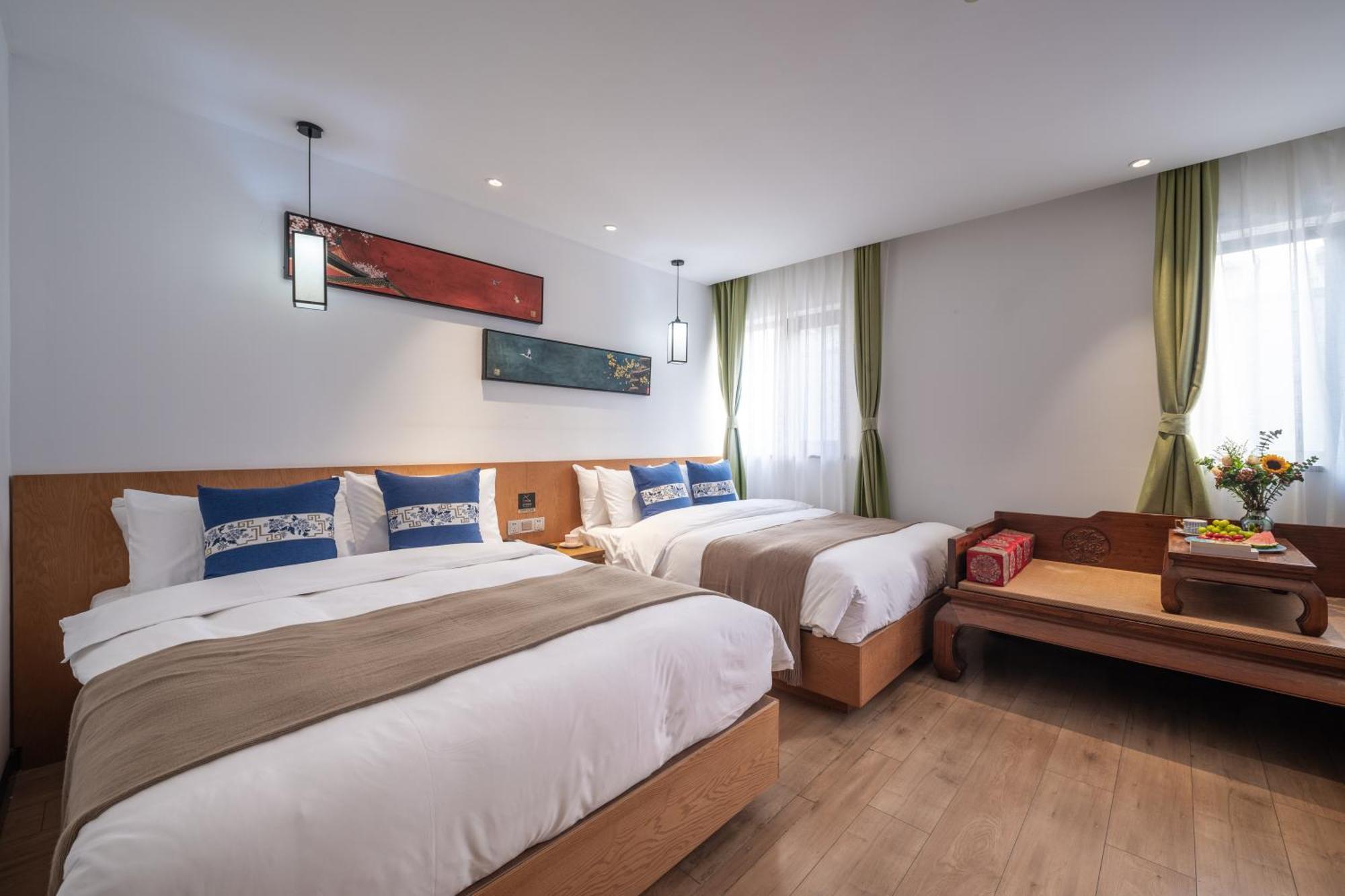 Beijing Tangfu Nanluoguxiang Wang Fu Jing Forbidden City Snack Street Hotel,1 Stop Walking To Airport Express,3 Stop To Tiananmen&Free Laundry Dry Service &Professional Free Tour Ticket Service With English Speaking Staff Zewnętrze zdjęcie