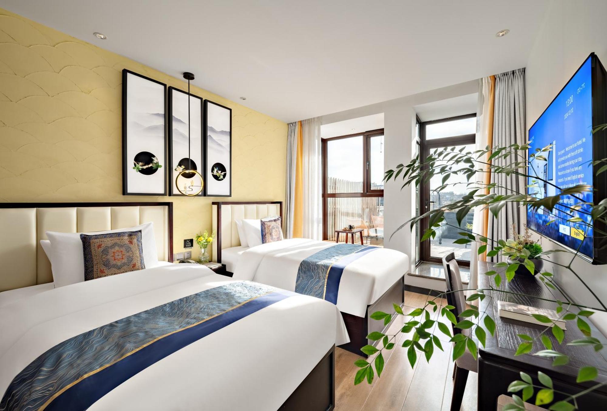 Beijing Tangfu Nanluoguxiang Wang Fu Jing Forbidden City Snack Street Hotel,1 Stop Walking To Airport Express,3 Stop To Tiananmen&Free Laundry Dry Service &Professional Free Tour Ticket Service With English Speaking Staff Zewnętrze zdjęcie